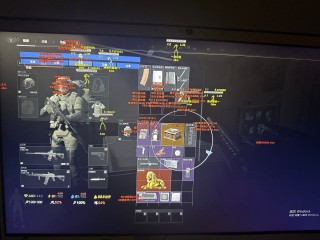 暗区突围科技辅助多端对比与智能外挂界面展示
